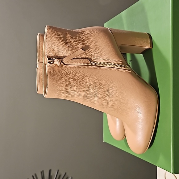 KATE SPADE KNOTT ZIP BOOT - Picture 6 of 7